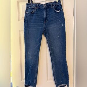 Abercrombie & Fitch “The Skinny High Rise” cropped jeans - size 28/6R